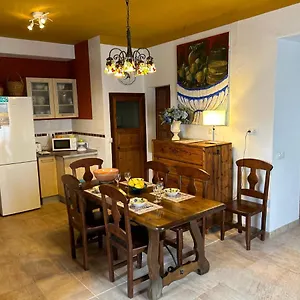 Casa Padrina Burballa María de la Salud